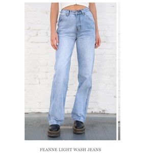 BRANDY MELVILLE/ JOHN GALT feanne light wash jeans